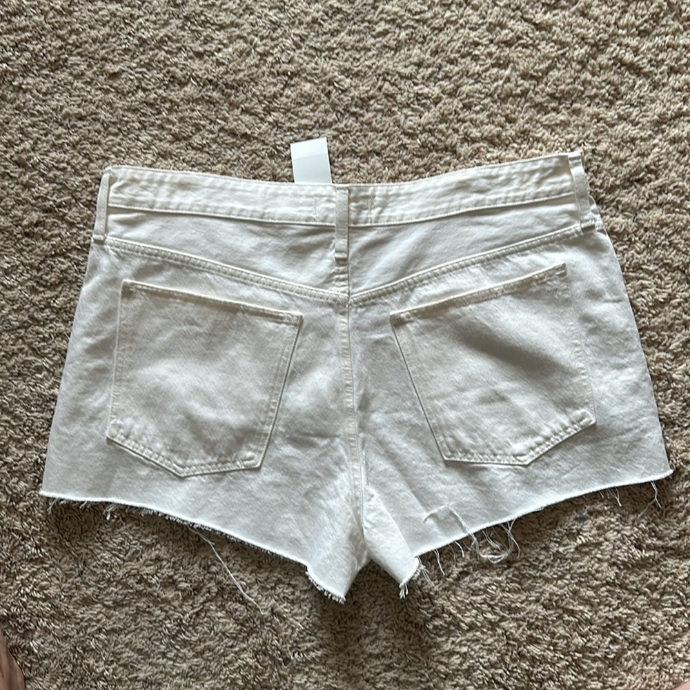 Madewell Relaxed Fit Mid-Rise Raw Edge Shorts Sz 32 NWT - Picture 3 of 5